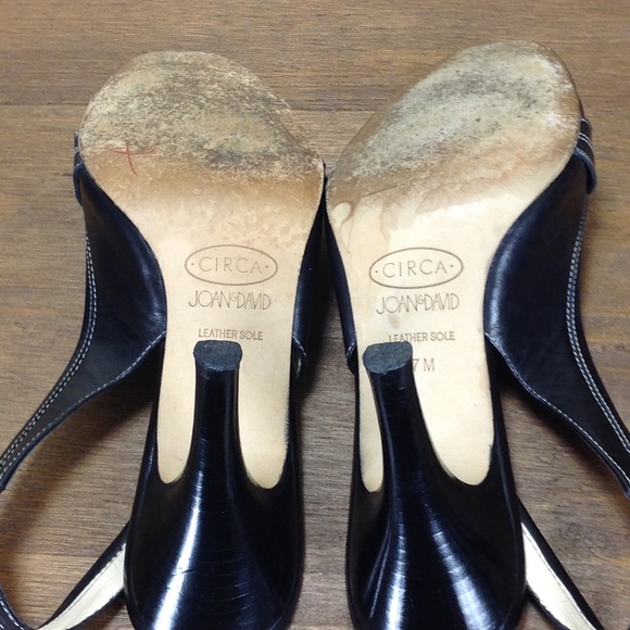 Joan & David Black Leather Slingback Heel - Picture 7 of 8